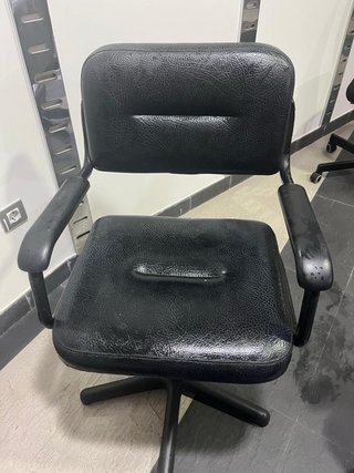 Lote de 2 sillones y regalo silla de oficina