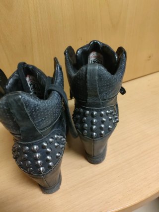 Botines Zapatillas Negros Talla 39 italianos