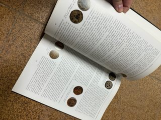 Libro Monedas y Medallas Españolas RAH