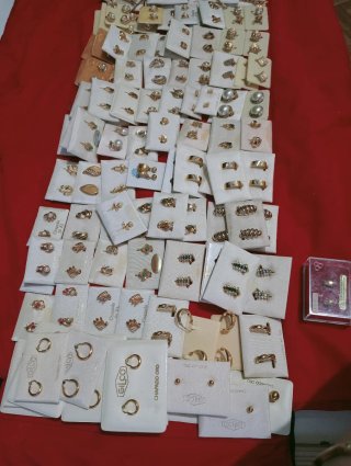 Pendientes muchísimos modelos