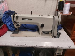 Máquina de Coser Industrial Brother