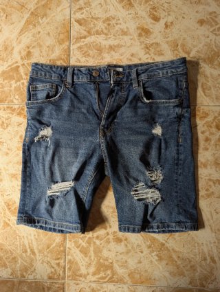Pack 4 bermudas vaqueras hombre Bershka y Pull&Bea