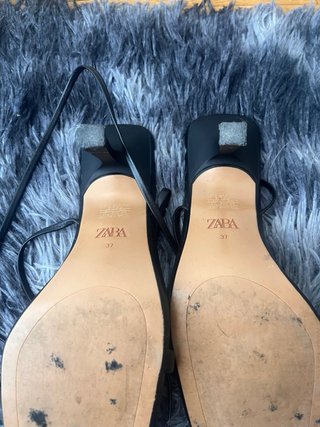 Sandalias tacón Zara negras