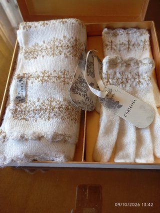 Set de Guantes y Bufanda Cortefiel