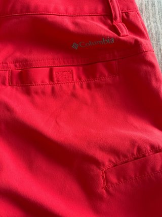 Pantalón corto Columbia rojo