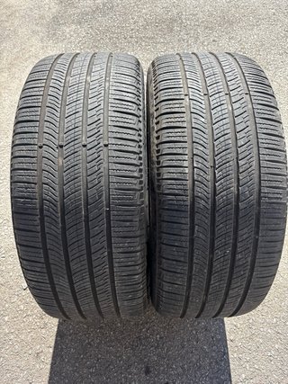 2 Neumáticos Pirelli 285/40 R23 115Y M+S