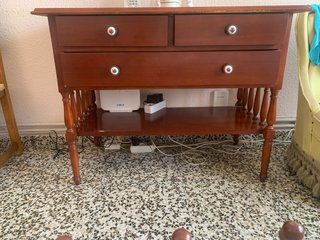Cómoda y 2 mesitas de noche Antiguas de Madera