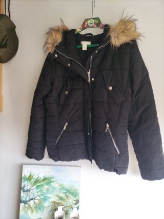 Parka H&M con capucha Talla L