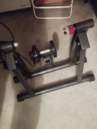 Rodillo de entrenamiento para bicicleta