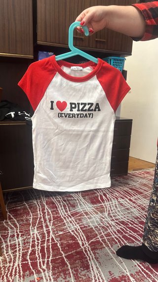 Camiseta I LOVE PIZZA Bershka Talla S