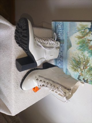 Botines charol blancos Forever talla 35.5 tacón gr