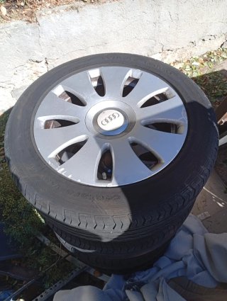 Llantas Audi con neumáticos