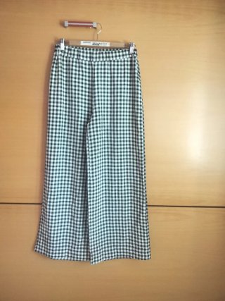 Pantalones anchos cuadros negro y blanco