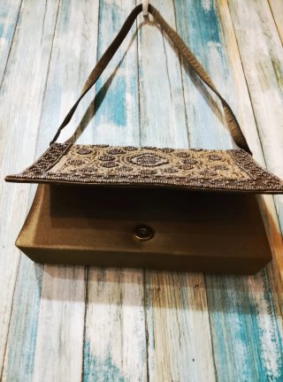 Bolso de lujo con pedrería