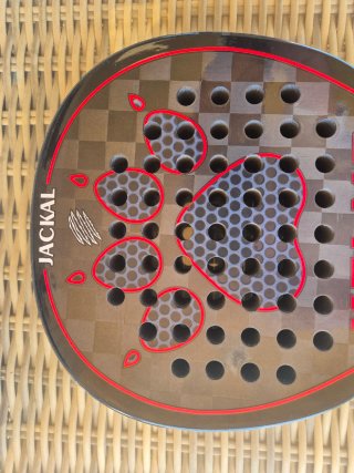 Pala Padel Kelme Jackal + Paletero