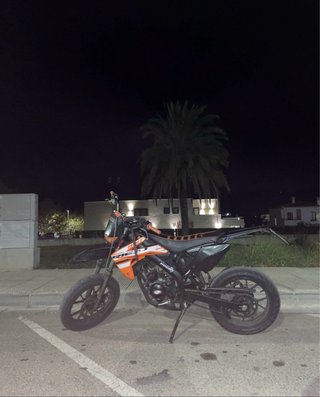 Rieju MRT50 Supermotard Naranja/Negra