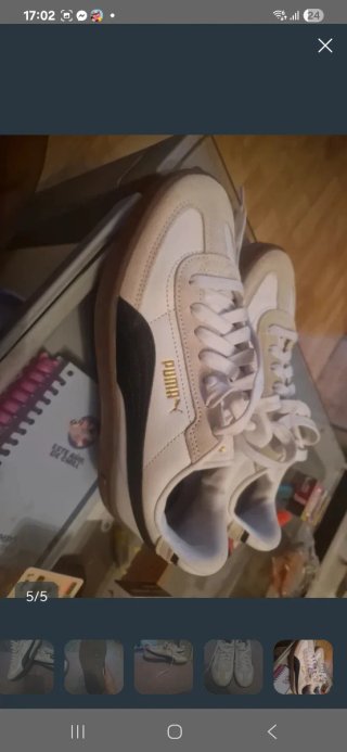 Zapatillas Puma Beige y Blancas