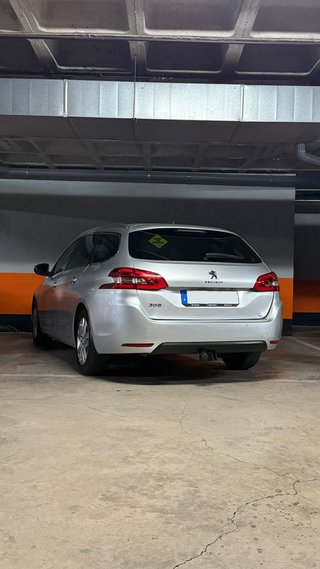 Peugeot 308 SW 2015