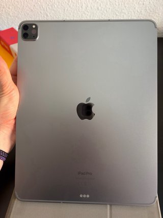 iPad Pro 12.9 6th 5g