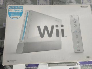 Nintendo Wii con Wii Sports y Accesorios
