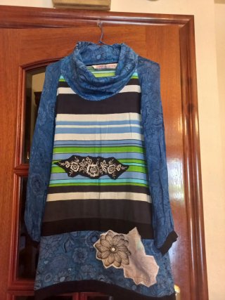 Vestido estampado rayas y flores