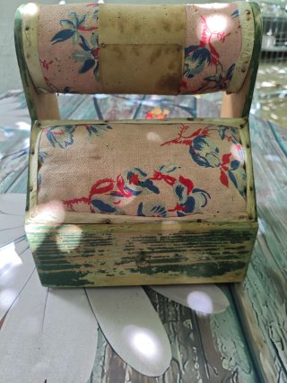 Mundillo de encaje antiguo con 38 bolillos