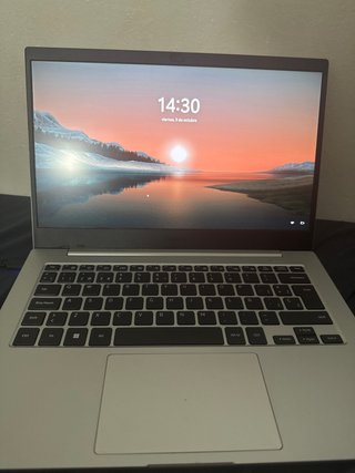 Portátil Samsung Galaxy Book 2 Go Plata