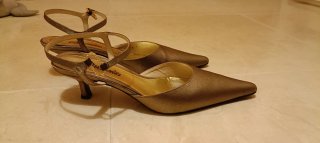 Zapatos de tacón Manolita mujer