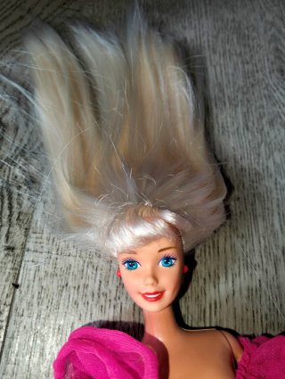 Barbie Dream Glow Vanity con Bambola