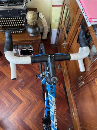 Bicicleta de Carretera Focus Izalco Team SL