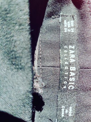 Pantalón Negro de Corte Clásico