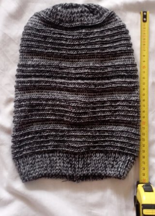 Gorro de punto Slouchy Beanie Gris y Negro (30 cm)