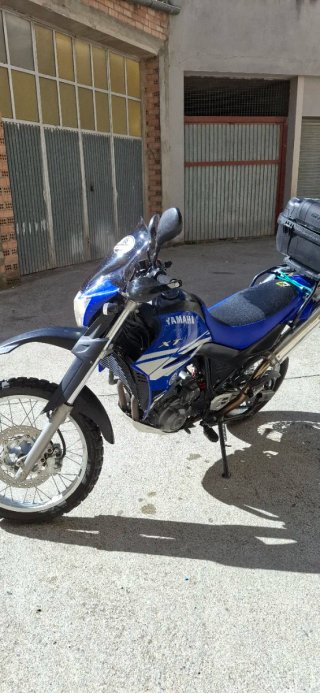 Yamaha XT 660R Azul y Negra