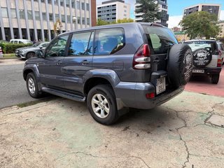 Toyota Land Cruiser 2004