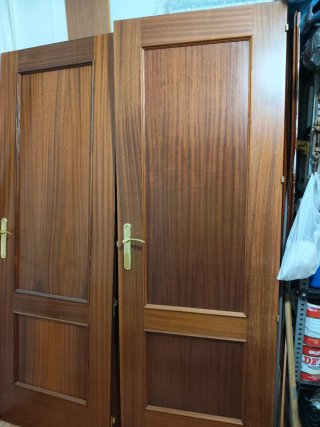 Lote de 10 Puertas de Madera con manivelas