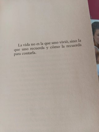 Vivir para contarla