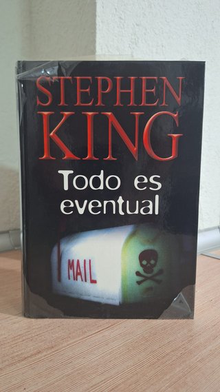 TODO ES EVENTUAL - STEPHEN KING
