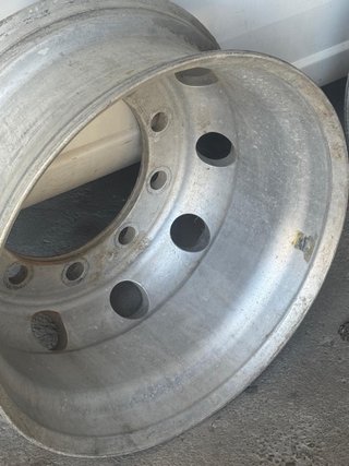 LLANTAS DE ALUMINIO SPEEDLINE PARA CAMIÓN – 120 €