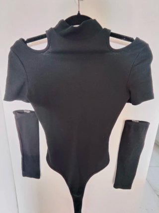 Body Negro SUCHCUTE con Cuello Alto