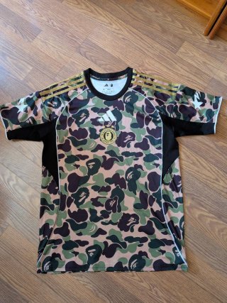 Camiseta Bape x Adidas Camuflaje Talla M