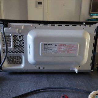 Microondas con Grill Taurus Negro