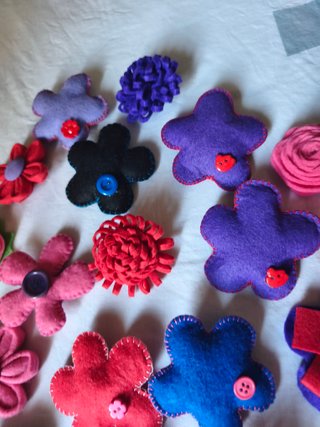 Lote de 30 Broches Artesanales o venta suelta