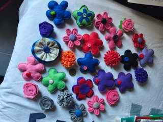 Lote de 30 Broches Artesanales o venta suelta