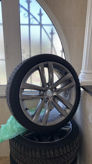 4 Llantas Originales Volkswagen 18 - Pirelli