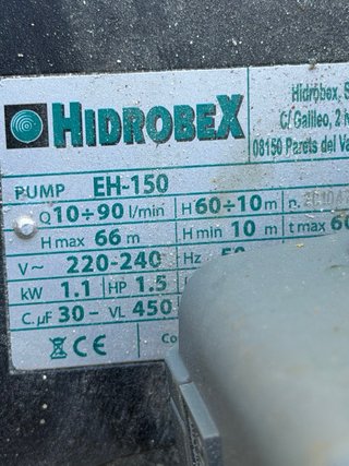 Depósito deagua potable + bomba presión