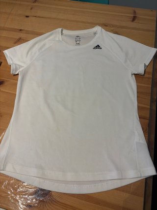 Camiseta deportiva adidas blanca