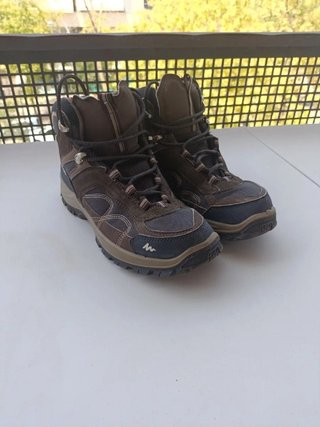 Botas de montaña Quechua