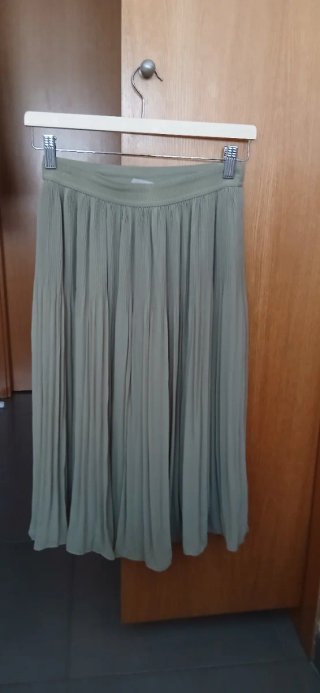 Falda plisada verde H&M