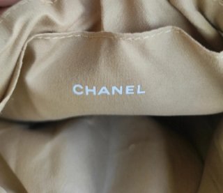 Pochette Chanel oro