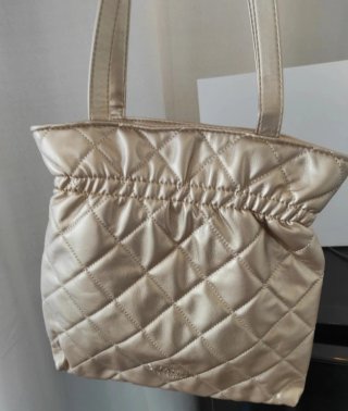 Pochette Chanel oro
